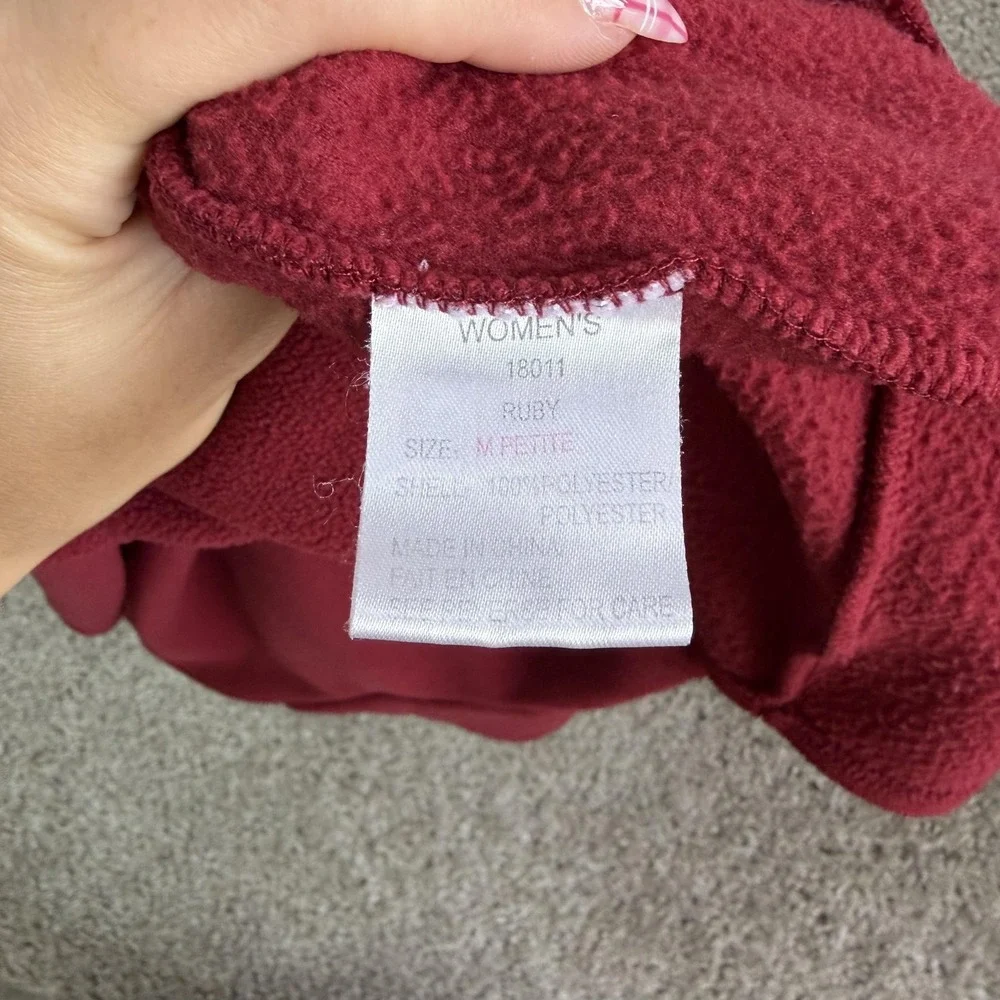 Woolrich Vest Womens Petites M Petite Ruby Red Fleece Full Zip Collared Pockets